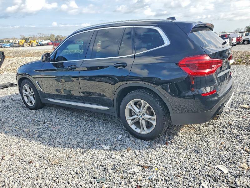Photo 2 from auction – 2019 BMW X3 SDRIVE3 with VIN 5UXTR7C51KLR39936