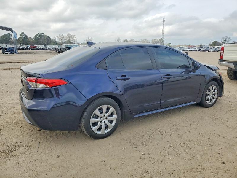 Photo 3 from auction – 2022 TOYOTA COROLLA with VIN 5YFEPMAE9NP327397