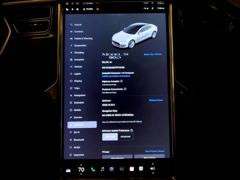 Photo 9 from auction – 2015 TESLA MODEL S with VIN 5YJSA1E27FF115128