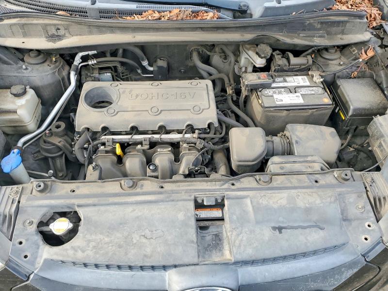 Photo 12 from auction – 2011 HYUNDAI TUCSON GLS with VIN KM8JU3AC7BU278954