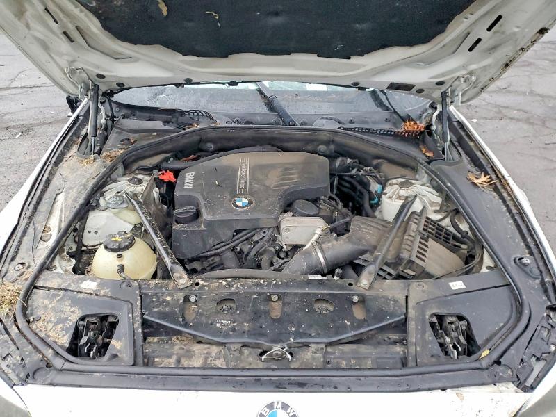 Photo 11 from auction – 2016 BMW 528 XI with VIN WBA5A7C56GG152432