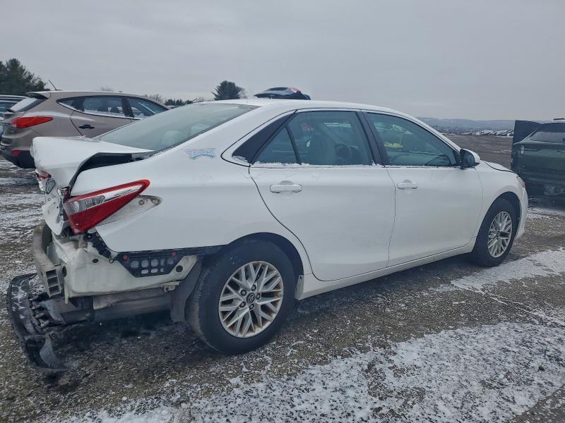 Photo 3 from auction – 2017 TOYOTA CAMRY LE with VIN 4T1BF1FK2HU373871