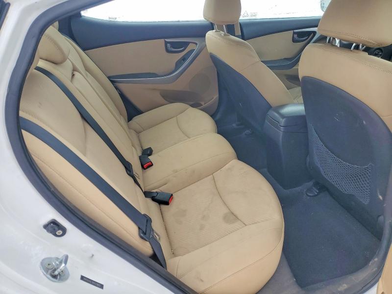 Photo 10 from auction – 2011 HYUNDAI ELANTRA GL with VIN 5NPDH4AE4BH018860