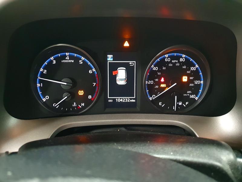 Photo 9 from auction – 2017 TOYOTA RAV4 LE with VIN 2T3BFREV8HW621428