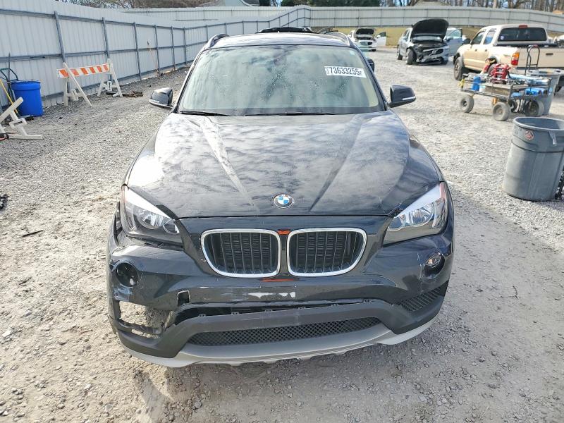 Zdjęcie 5 z aukcji – 2015 BMW X1 SDRIVE2 z VIN WBAVM1C52FV498556