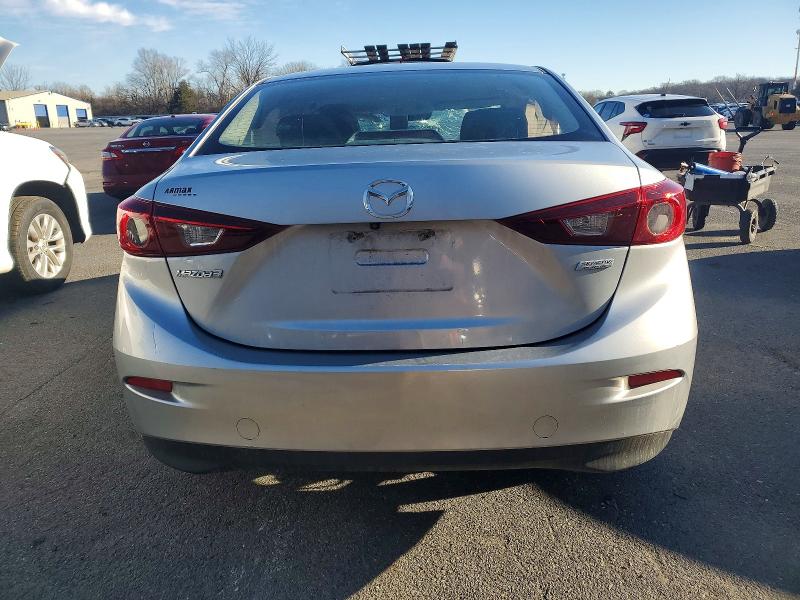 Photo 6 from auction – 2017 MAZDA 3 with VIN JM1BN1V77H1101452