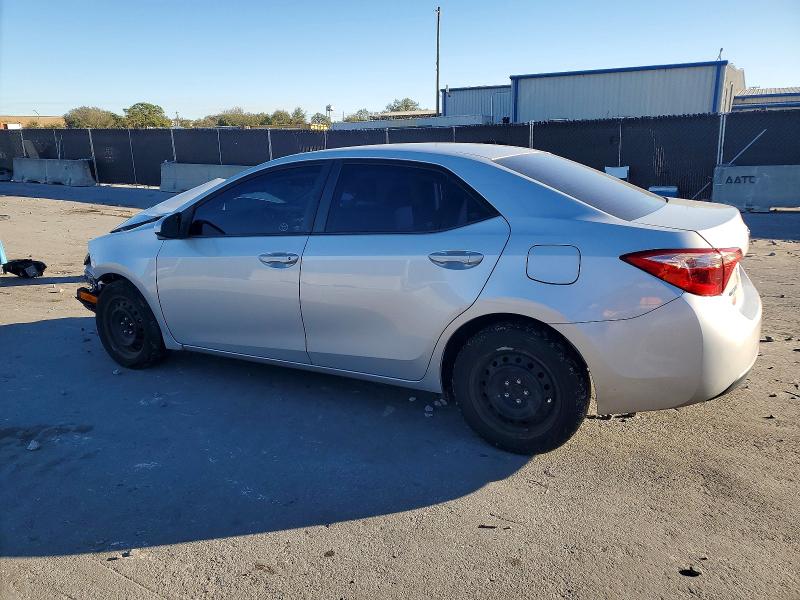 Photo 2 from auction – 2018 TOYOTA COROLLA with VIN 2T1BURHE2JC995440
