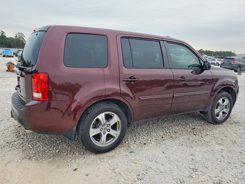 Photo 3 from auction – 2012 HONDA PILOT with VIN 5FNYF3H71CB040467