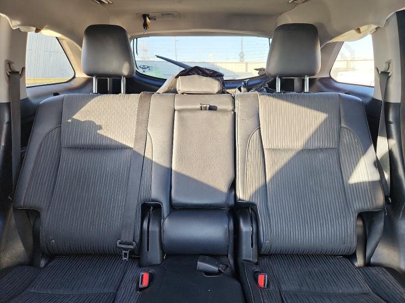 Photo 10 from auction – 2015 TOYOTA HIGHLANDER with VIN 5TDZKRFH2FS068700