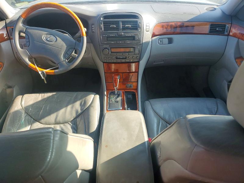 Photo 8 from auction – 2001 LEXUS LS with VIN JTHBN30F110035713
