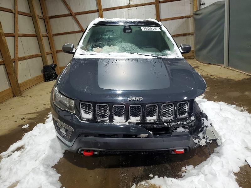 Photo 5 from auction – 2018 JEEP COMPASS with VIN 3C4NJDDB9JT314661