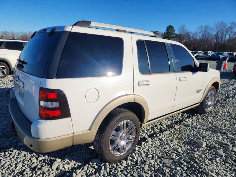Photo 3 from auction – 2007 FORD EXPLORER E with VIN 1FMEU64EX7UA36408