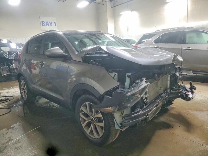 Photo 4 from auction – 2016 KIA SPORTAGE with VIN KNDPB3AC9G7844686