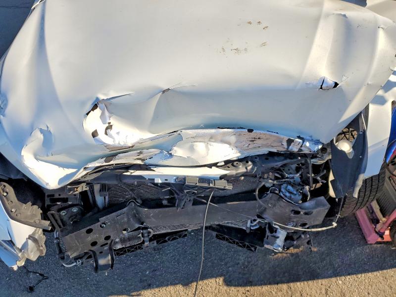 Photo 11 from auction – 2014 INFINITI Q50 BASE with VIN JN1BV7AR1EM702086