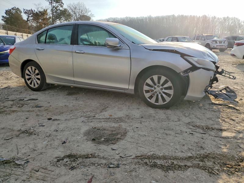 Photo 4 from auction – 2014 HONDA ACCORD EX with VIN 1HGCR2F74EA178824