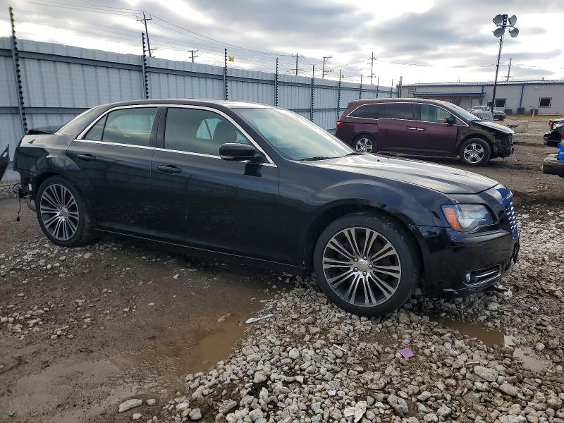 Photo 4 from auction – 2012 CHRYSLER 300 S with VIN 2C3CCADT4CH136716