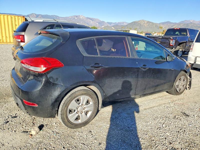 Photo 3 from auction – 2017 KIA FORTE LX with VIN KNAFK5A80H5666941