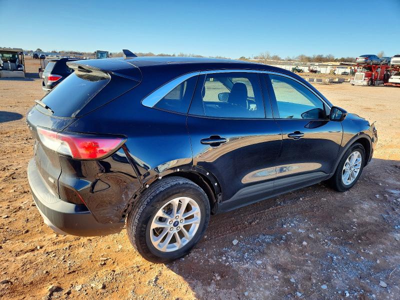 Photo 3 from auction – 2021 FORD ESCAPE with VIN 1FMCU0BZ2MUA57940