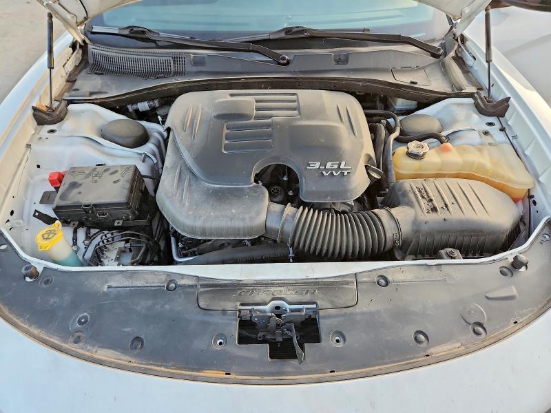 Photo 11 from auction – 2019 DODGE CHARGER with VIN 2C3CDXHG0KH746950