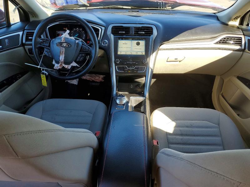 Photo 8 from auction – 2017 FORD FUSION SE with VIN 3FA6P0HDXHR411081