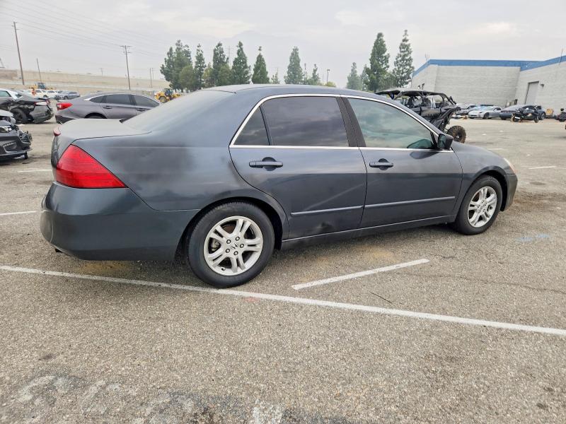 Photo 3 from auction – 2007 HONDA ACCORD with VIN JHMCM56387C026207