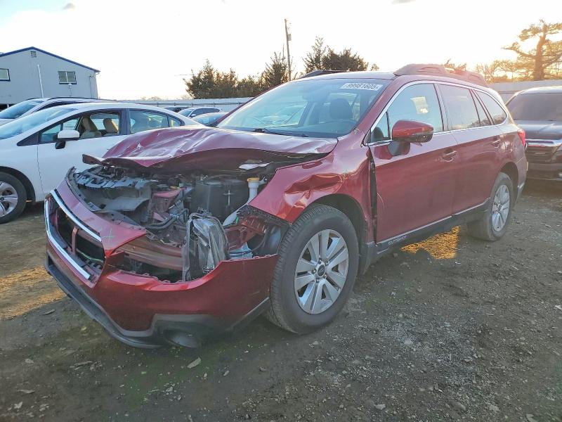 SUBARU OUTBACK 2. 2018 with VIN 4S4BSAHC3J3315006 - Photo from auction