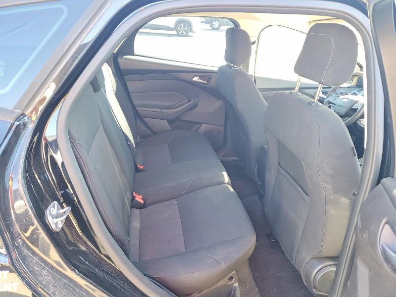Photo 10 from auction – 2018 FORD FOCUS SE with VIN 1FADP3K23JL326443