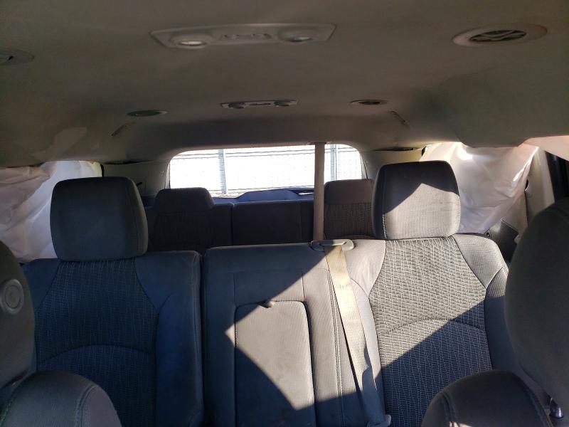 Photo 10 from auction – 2017 CHEVROLET TRAVERSE with VIN 1GNKRFEDXHJ110726