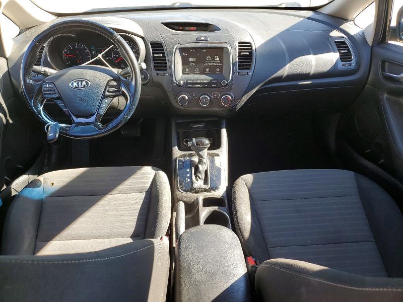 Photo 8 from auction – 2017 KIA FORTE LX with VIN 3KPFL4A77HE093865