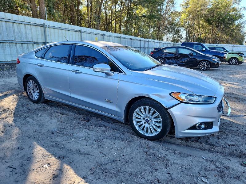 Photo 4 from auction – 2014 FORD FUSION TIT with VIN 3FA6P0SU3ER342691