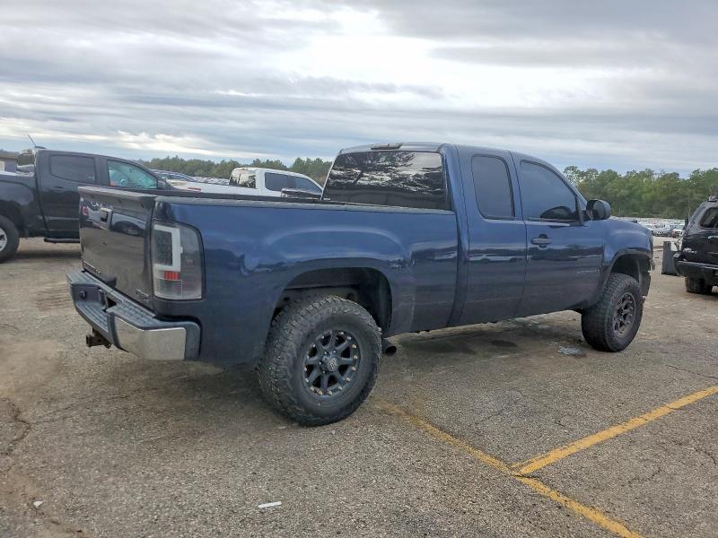 Photo 3 from auction – 2007 GMC NEW SIERRA with VIN 2GTEC19C971570108