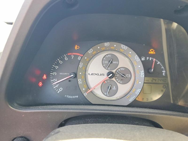 Photo 9 from auction – 2001 LEXUS IS 300 with VIN JTHBD182710032601