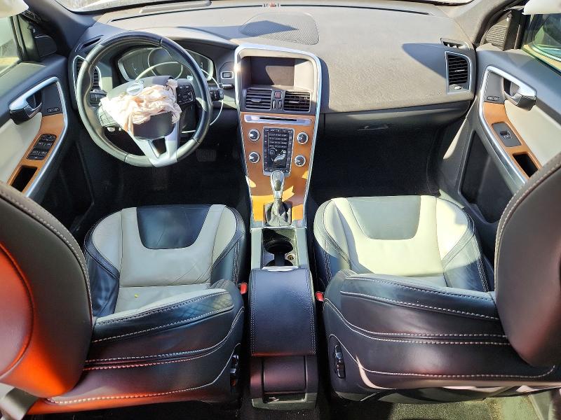 Photo 8 from auction – 2015 VOLVO XC60 T6 PL with VIN YV449MDM0F2629604