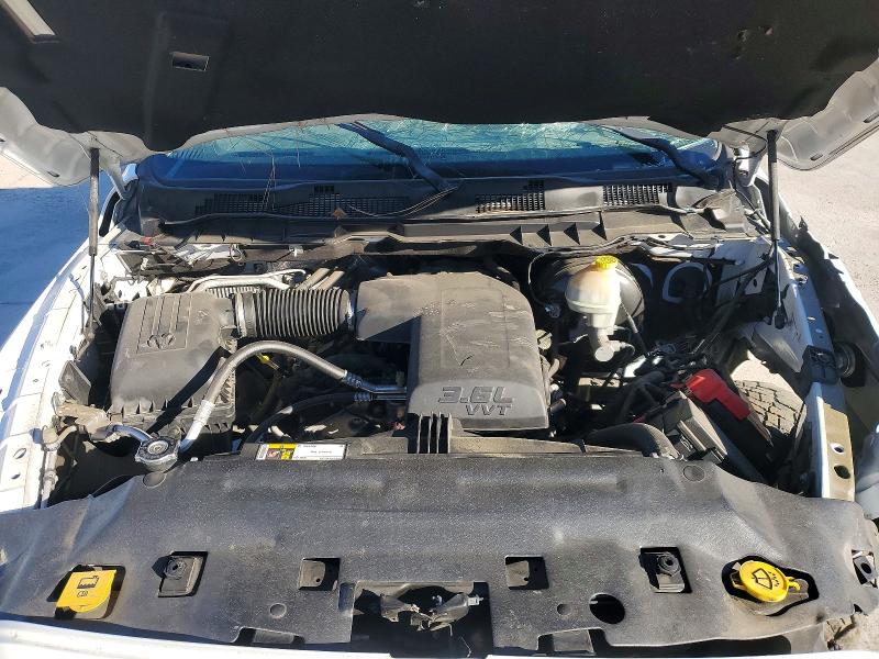 Photo 11 from auction – 2016 RAM 1500 ST with VIN 3C6JR6AG9GG343525