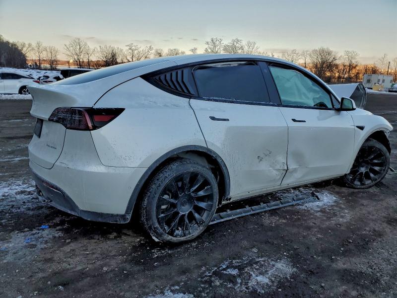 Photo 3 from auction – 2021 TESLA MODEL Y with VIN 5YJYGDEE3MF207242
