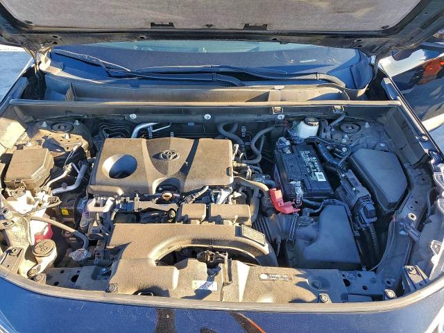 Photo 12 from auction – 2021 TOYOTA RAV4 XLE with VIN 2T3W1RFVXMC087228
