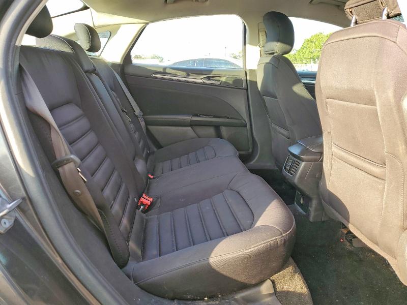 Photo 10 from auction – 2016 FORD FUSION SE with VIN 3FA6P0LU3GR330705