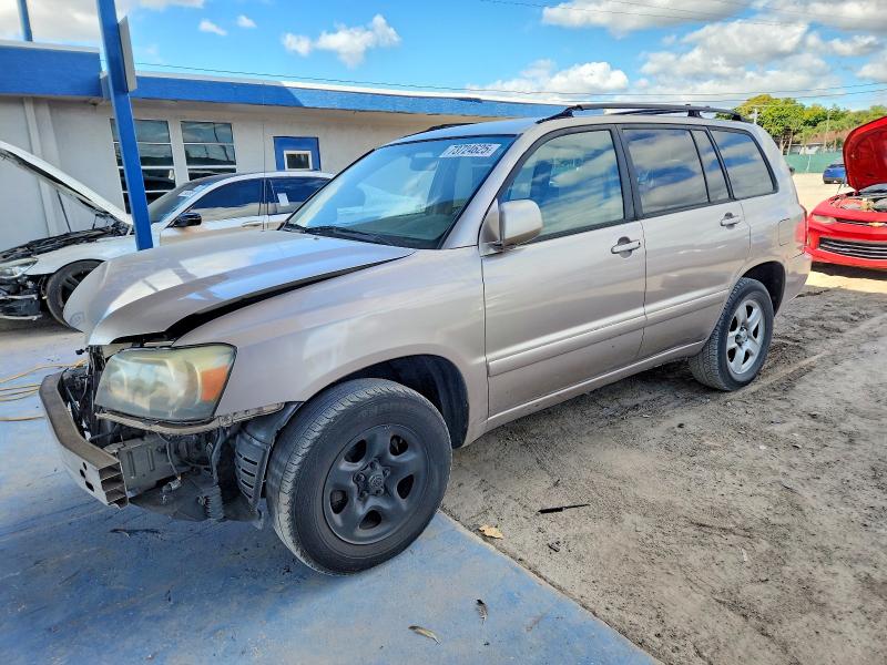 TOYOTA HIGHLANDER 2004 مع رقم تعريف المركبة JTEGD21A140086636 - صورة من المزاد