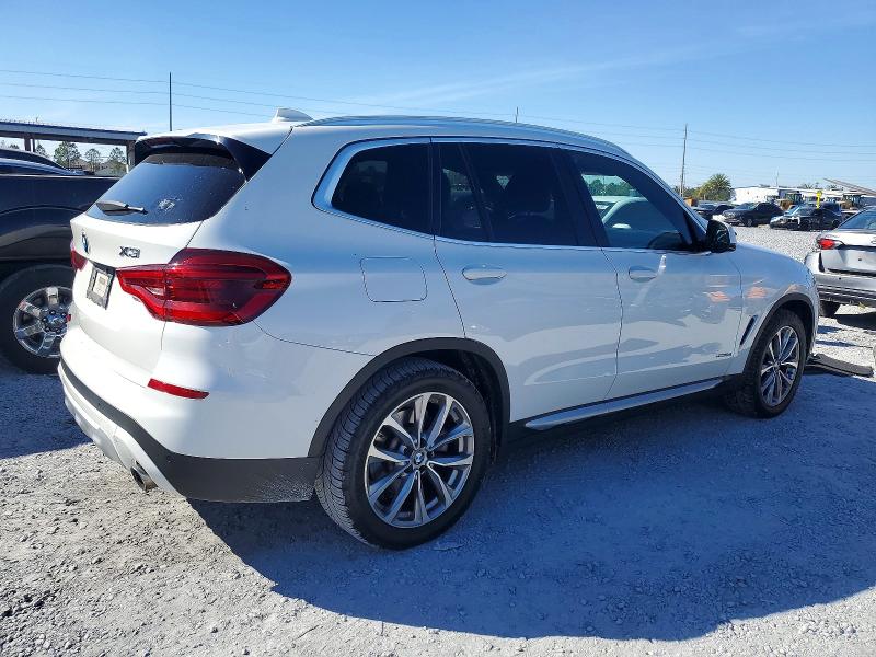 Photo 3 from auction – 2018 BMW X3 XDRIVE3 with VIN 5UXTR9C55JLC74777