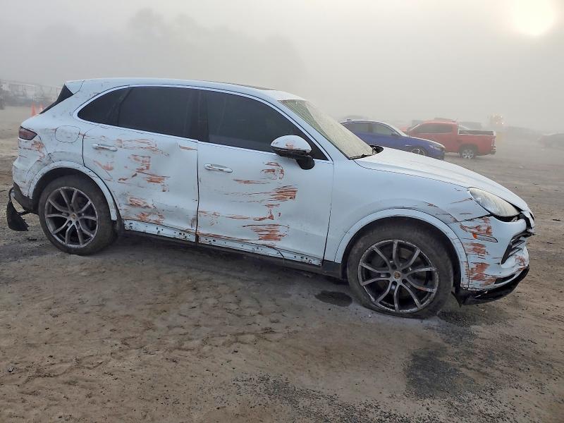 Фото 4 с аукциона – 2019 PORSCHE CAYENNE S с VIN WP1AB2AY3KDA61478
