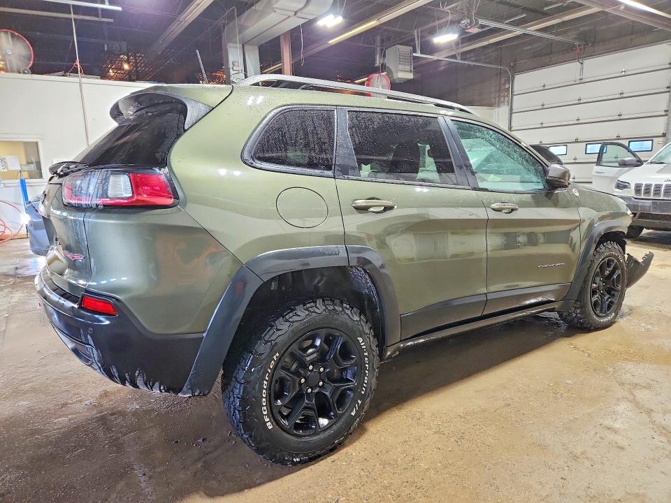 Photo 3 from auction – 2019 JEEP CHEROKEE with VIN 1C4PJMBN9KD224875
