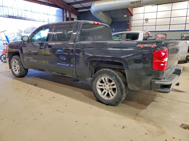 Photo 2 from auction – 2015 CHEVROLET SILVERADO with VIN 3GCUKREC0FG417688
