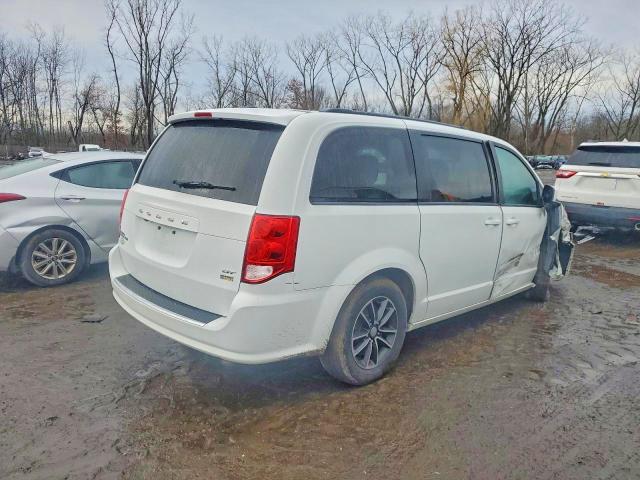 Photo 3 from auction – 2018 DODGE GRAND CARA with VIN 2C4RDGEGXJR250444