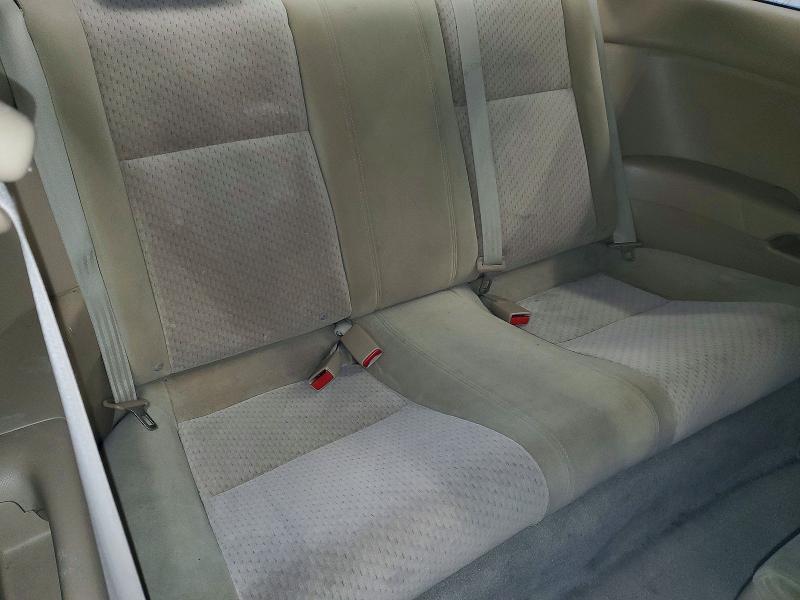 Zdjęcie 10 z aukcji – 2004 HONDA CIVIC z VIN 1HGEM22154L007091