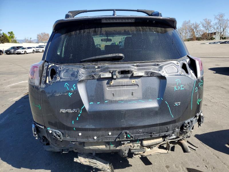 Photo 6 from auction – 2016 TOYOTA RAV4 SE with VIN JTMNFREV4GD089054
