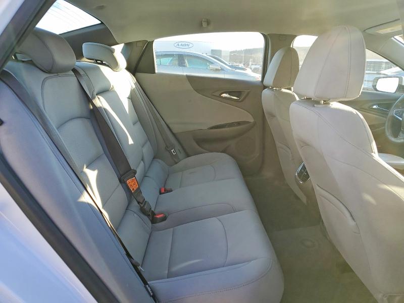 Photo 10 from auction – 2016 CHEVROLET MALIBU with VIN 1G1ZE5ST1GF177931
