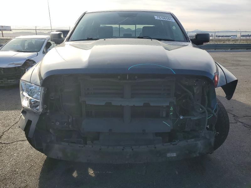 Photo 5 from auction – 2019 RAM 1500 CLASSIC with VIN 1C6RR6TTXKS585254