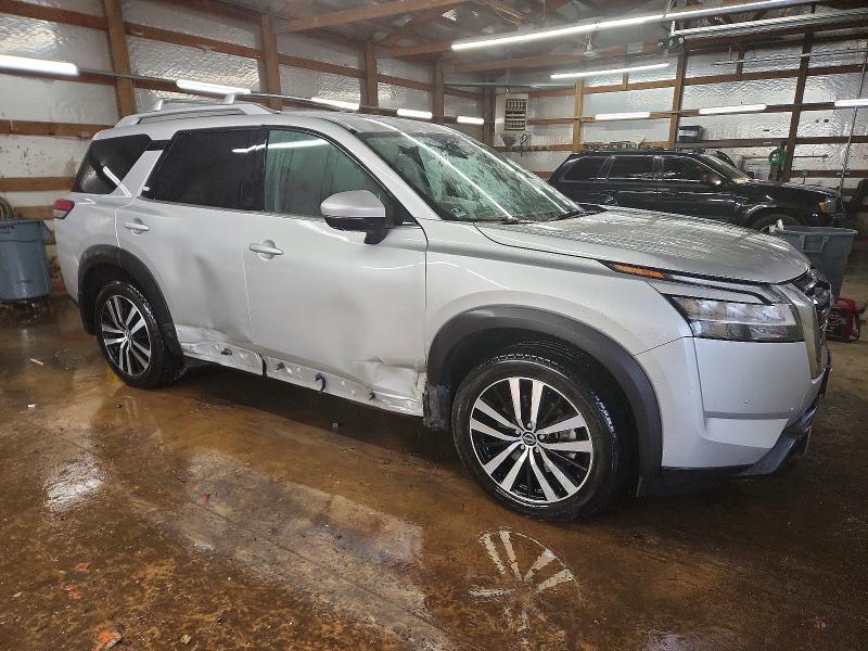 Photo 4 from auction – 2024 NISSAN PATHFINDER with VIN 5N1DR3DK1RC224681