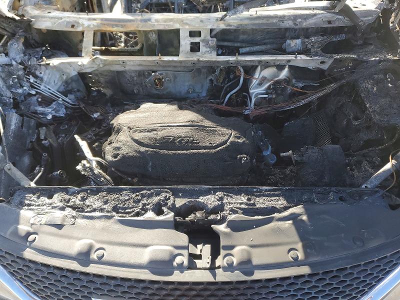 Photo 12 from auction – 2018 CHRYSLER PACIFICA with VIN 2C4RC1GG8JR185767