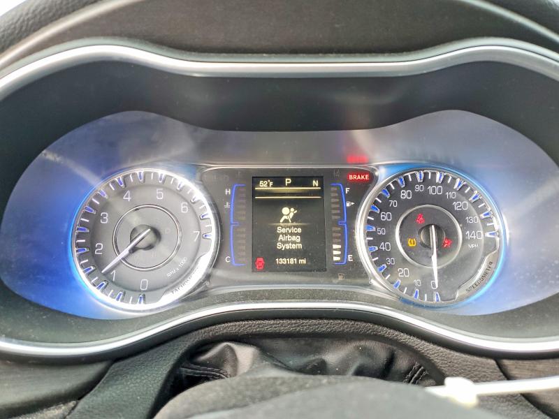 Photo 9 from auction – 2016 CHRYSLER 200 with VIN 1C3CCCAB0GN122106